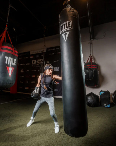 Мешок для бокса TITLE Boxing 100lb Leather Thai Heavy Bag
