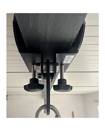Роликовый крепеж Reflex M1 I-Beam Punch Bag Roller Mount