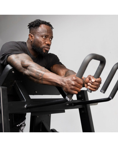 Сгибание ног стоя с дисками Primal Performance Series