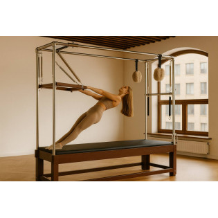 Cadillac (Трапеция-стол) — универсальный тренажёр для профессионального пилатеса