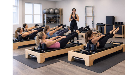 Групповые vs индивидуальные занятия: какое оборудование выгоднее для студии пилатеса